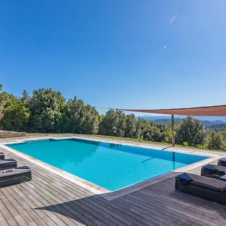Casenovole Villa *